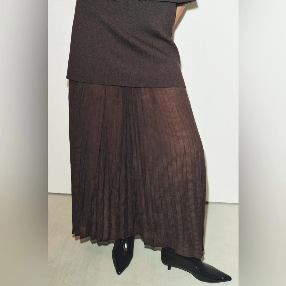 SOLD! Zara Mixed Pleated Skirt L - Picture 2 of 9